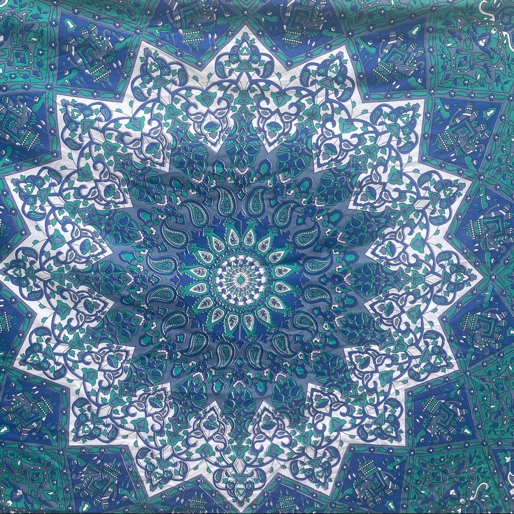 Elephant tapestry - Picture 2 of 3